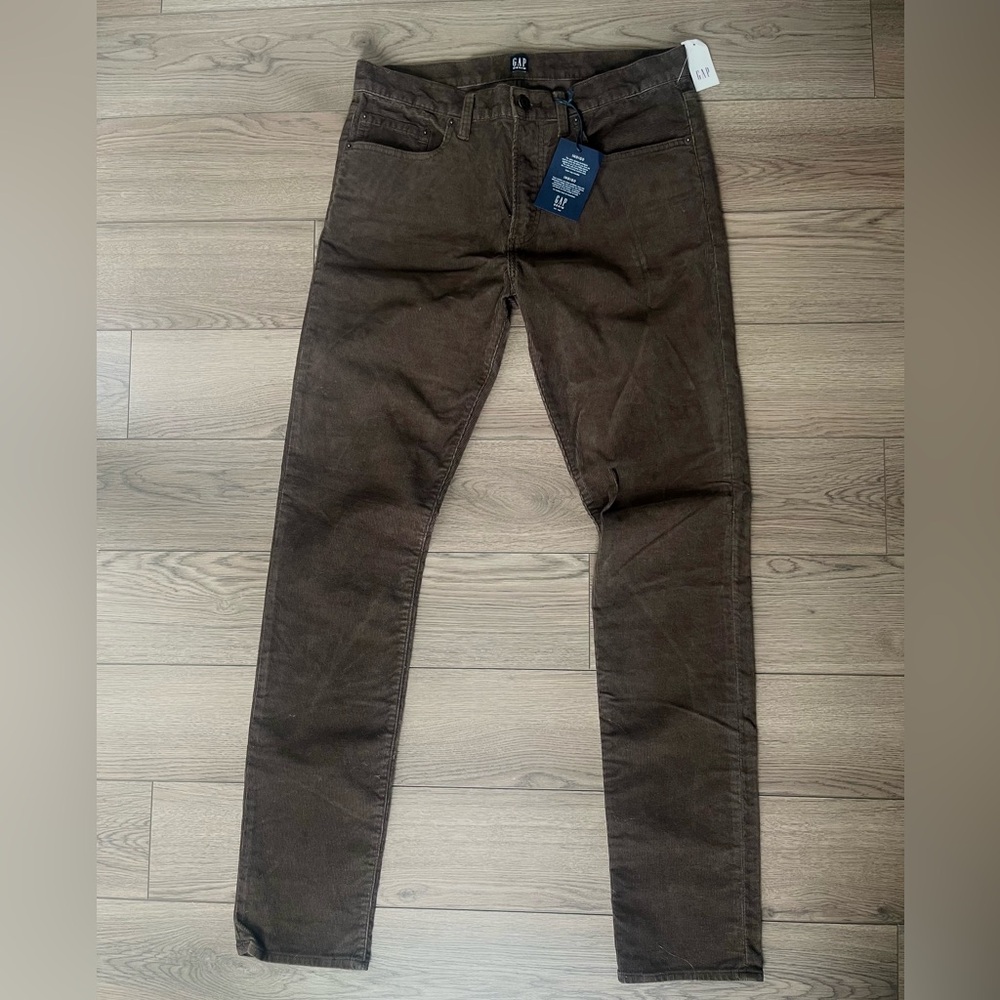 NWT GAP Corduroy Chocolate Brown Pants 32x34